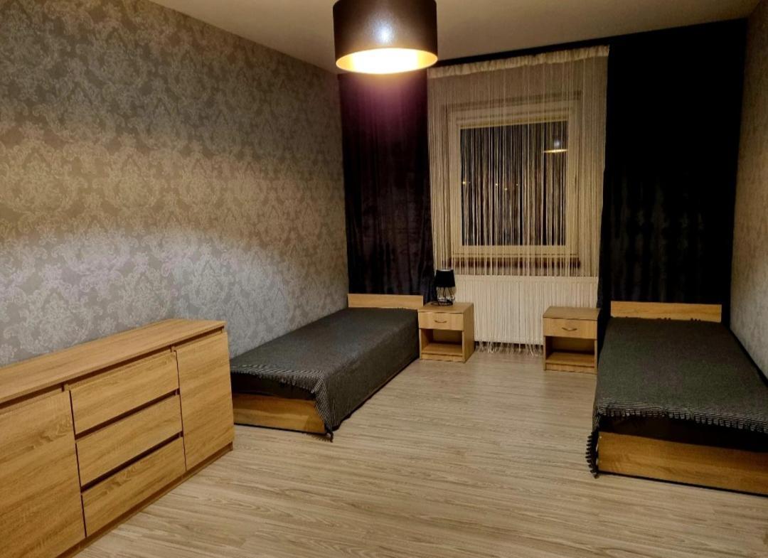 Willa "Aparthause" E-Apartamenty Mielec Exterior foto