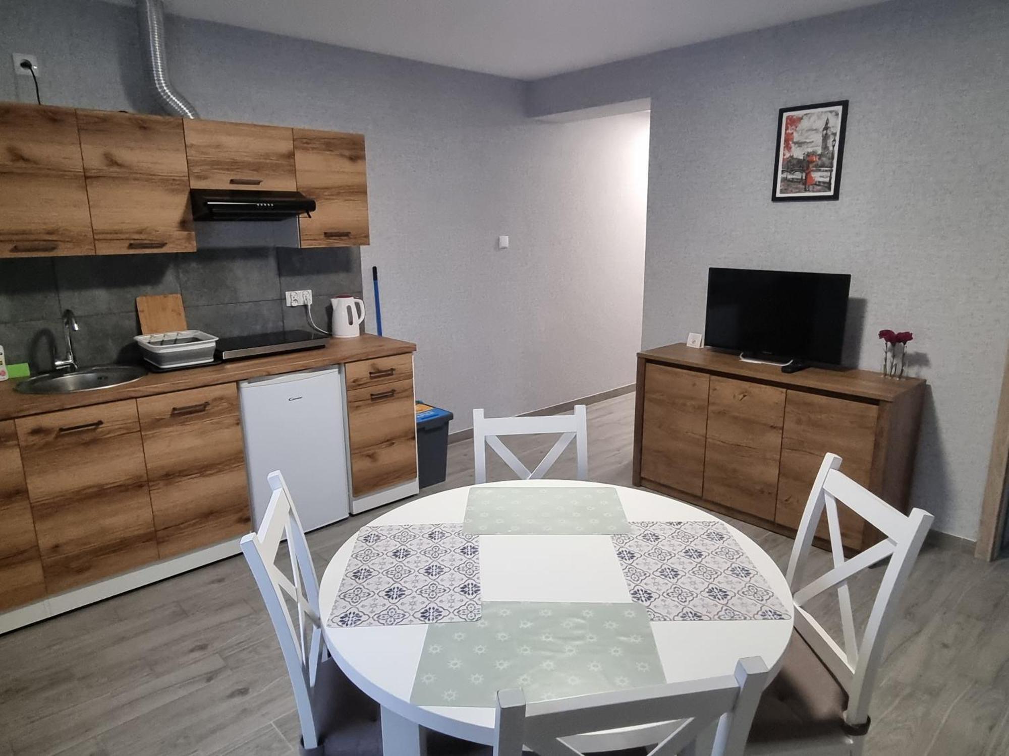 Willa "Aparthause" E-Apartamenty Mielec Zimmer foto